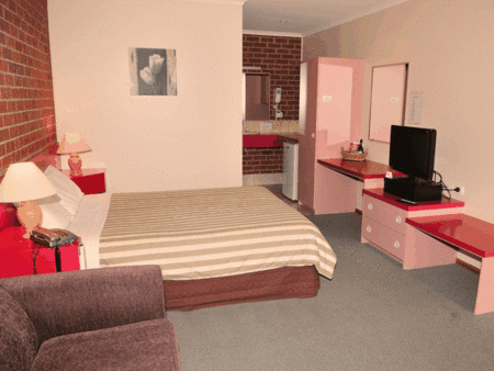 Werribee Motel  Apartments - Holiday Great Ocean Road