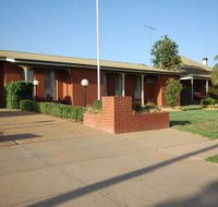 Junction Motor Inn