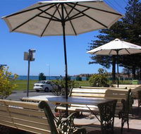 Anchorage At Victor Harbour Seafront Hotel