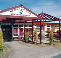 Meningies Waterfront Motel