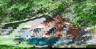 Glass House Mountains Holiday Village - Holiday Great Ocean Road 0