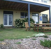 Victor Apartments - Cheri-On-Sea Apartment