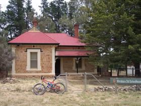 Wirrabara Schoolhouse YHA - Holiday Great Ocean Road 0