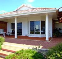 Close Encounters Bed and Breakfast
