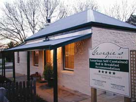 Georgie's Cottage - Holiday Great Ocean Road 0