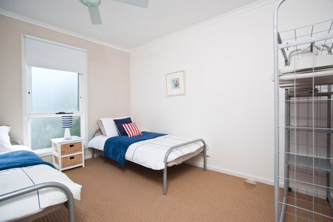 Coast & Vines @ Moana Beach - Holiday Great Ocean Road 6