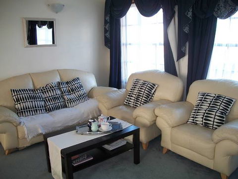 Beachside Apartment - Hove - Holiday Great Ocean Road 0