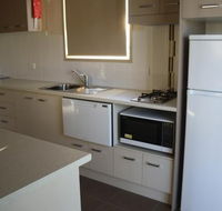 Bowlo Holiday Cabins