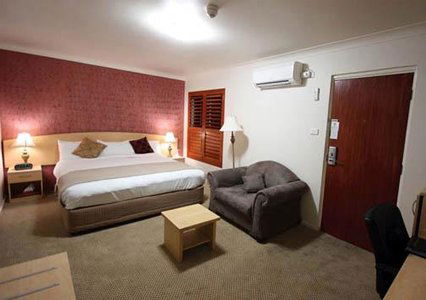 Comfort Inn Country Plaza Taree - Holiday Great Ocean Road 4