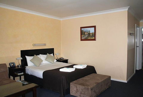Taree Highway Motor Inn - Holiday Great Ocean Road 1