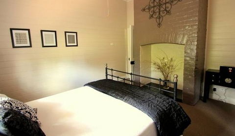 Annie's Folly Boutique Accommodation - Holiday Great Ocean Road 1