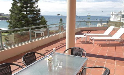 AeA The Coogee View Beachfront Serviced Apartments - Holiday Great Ocean Road 4