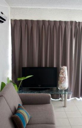 Como Holiday Apartments And Tropical Nites Motel - Holiday Great Ocean Road 1