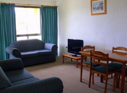 Como Holiday Apartments And Tropical Nites Motel - Holiday Great Ocean Road 2