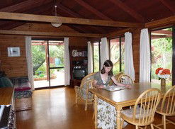 Karri Patch Cottage - Holiday Great Ocean Road 2