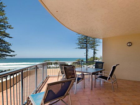 Coolum Baywatch Resort - Holiday Great Ocean Road 0
