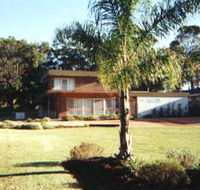 Seaview Holiday Apartments - Holiday Great Ocean Road