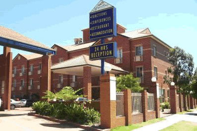 Quality CKS Sydney Airport Hotel - Holiday Great Ocean Road 0