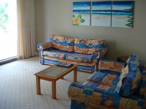Horizons Burleigh Heads Holiday Apartments - Holiday Great Ocean Road 3