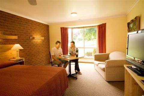 AAt 28 GOLDSMITH(Golden Chain Motel) - Holiday Great Ocean Road 0