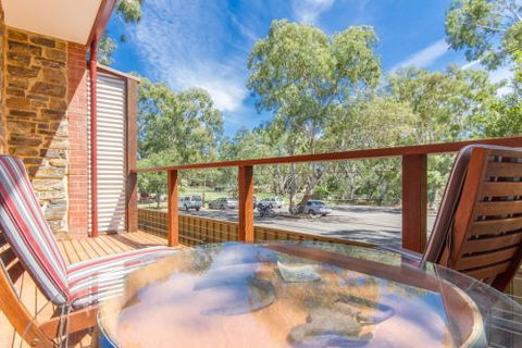 JV Jones Pty Ltd - Holiday Great Ocean Road 3