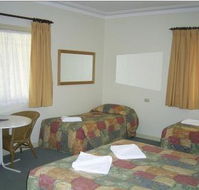 Bucketts Way Motel