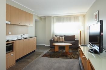 Waldorf Parramatta Apartment Hotel - Holiday Great Ocean Road 28