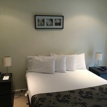 Eltham Gateway Hotel - Holiday Great Ocean Road 15