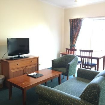 Eltham Gateway Hotel - Holiday Great Ocean Road 25