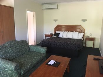Eltham Gateway Hotel - Holiday Great Ocean Road 55