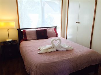 Australian Home Away @ East Doncaster Andersons Creek 1 - Holiday Great Ocean Road 3