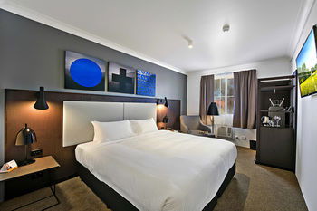 Quality Hotel CKS Sydney Airport - Holiday Great Ocean Road 1