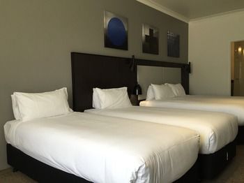 Quality Hotel CKS Sydney Airport - Holiday Great Ocean Road 12