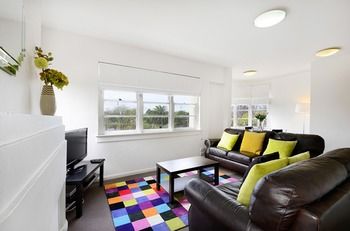 Albert Road Serviced Apartments - Holiday Great Ocean Road 3