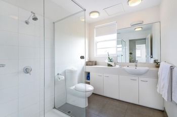 Albert Road Serviced Apartments - Holiday Great Ocean Road 7