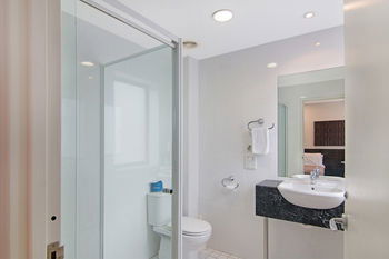 Quality Suites Boulevard On Beaumont - Holiday Great Ocean Road 8