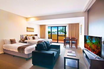 Quality Suites Boulevard On Beaumont - Holiday Great Ocean Road 10