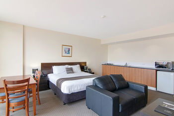 Quality Suites Boulevard On Beaumont - Holiday Great Ocean Road 15