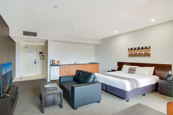 Quality Suites Boulevard On Beaumont - Holiday Great Ocean Road 22