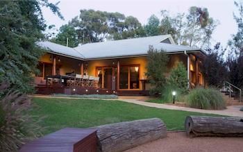Zoofari Lodge, Taronga Western Plains Zoo - Holiday Great Ocean Road 5