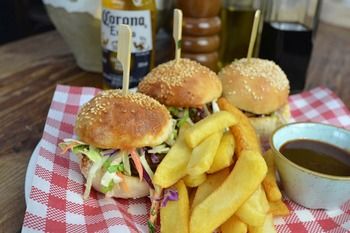 Crossroads Hotel Liverpool - Holiday Great Ocean Road 14