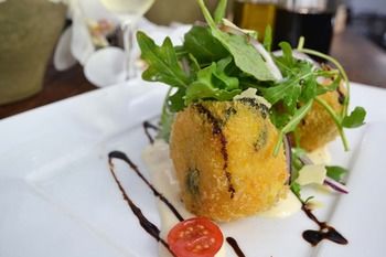 Crossroads Hotel Liverpool - Holiday Great Ocean Road 15