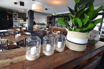 Crossroads Hotel Liverpool - Holiday Great Ocean Road 37