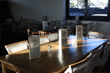 Crossroads Hotel Liverpool - Holiday Great Ocean Road 40