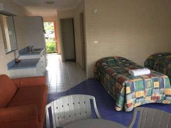 Ulladulla Harbour Motel - Holiday Great Ocean Road 24