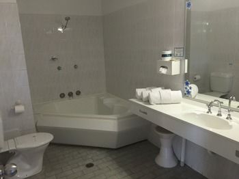 Ulladulla Harbour Motel - Holiday Great Ocean Road 33