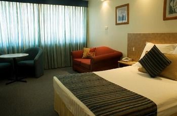 Newcastle Beach Hotel - Holiday Great Ocean Road 18