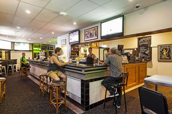 Commonwealth Hotel Newcastle - Holiday Great Ocean Road 5
