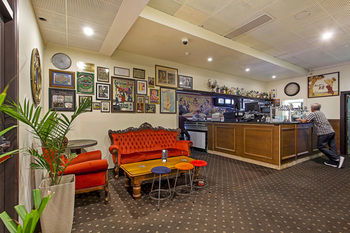 Commonwealth Hotel Newcastle - Holiday Great Ocean Road 6
