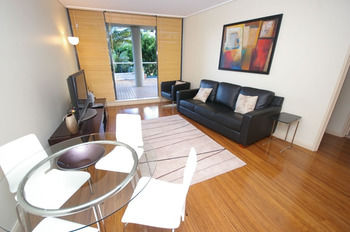Homebush 57 Ben Furnished Apartment - Holiday Great Ocean Road 2